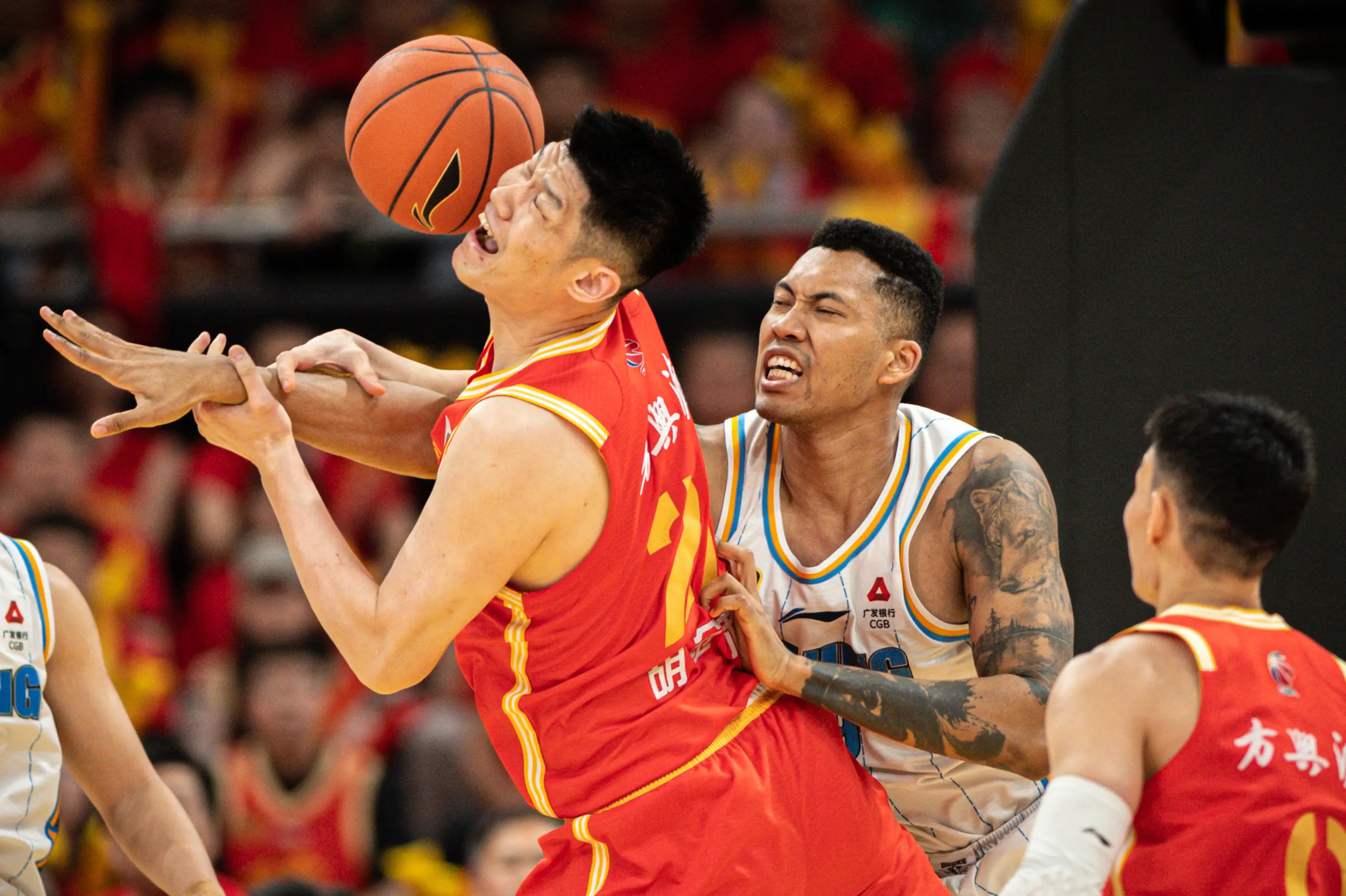 集结日体能课后；巴黎圣日耳曼更衣室发声备战CBA季后赛；赛场秩序良好；球队文化再被提及的简单介绍